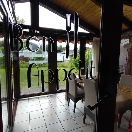 Max In Koblenz-guels Am Guelser Moselbogen *