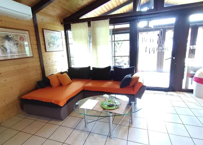 Semesterbostad Max In Koblenz-guels Am Guelser Moselbogen *